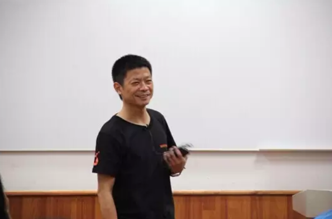衛鷹科技戴毓青