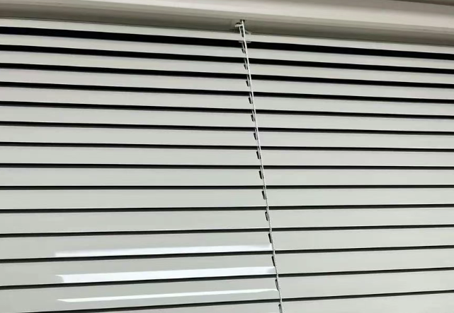 百葉窗